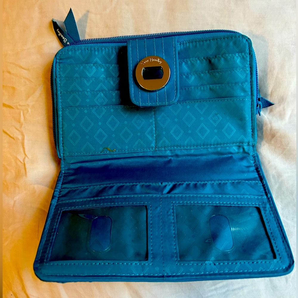 Vera Bradley RFID Turnlock wallet